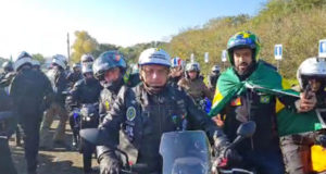 O presidente Jair Bolsonaro (PL) em motociata no Rio Grande do Sul. Foto: Reprodução/Facebook