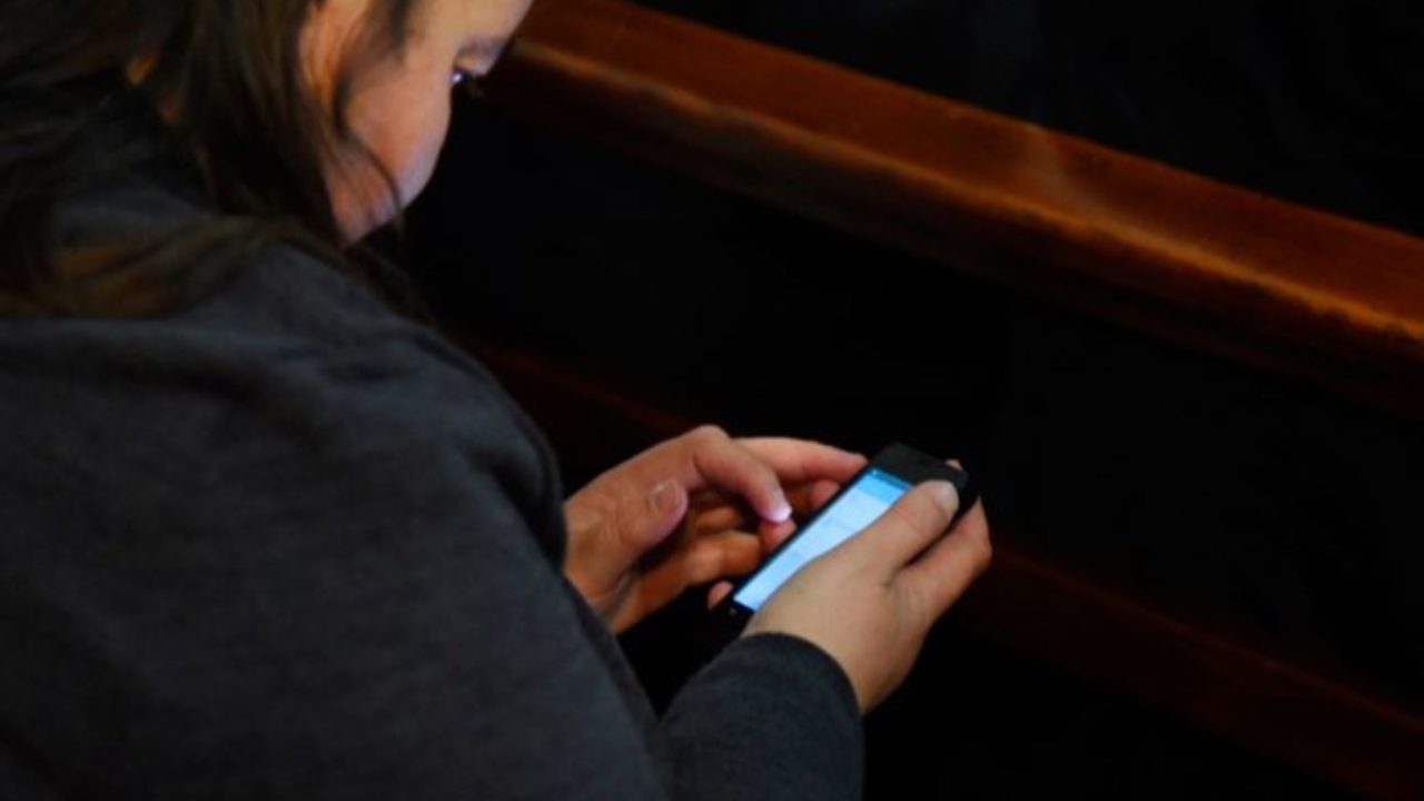 Grupos da igreja no WhatsApp s&atilde;o usados para disseminar desinforma&ccedil;&atilde;o,  revela pesquisa