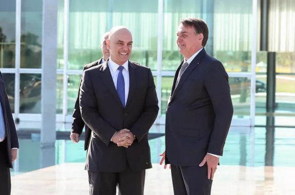 Bolsonaro e Alexandre de Moraes Bolsonaro e Alexandre de Moraes