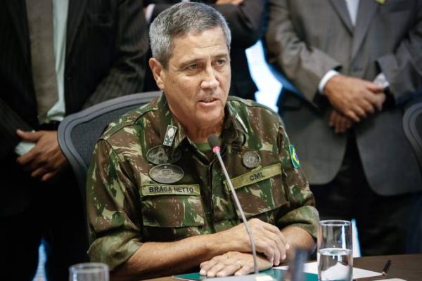 Para Bernardo Mello Franco, Braga Netto foi poupado pela CPI