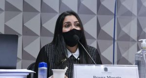 Bruna Morato chega ao Senado para depor na CPI