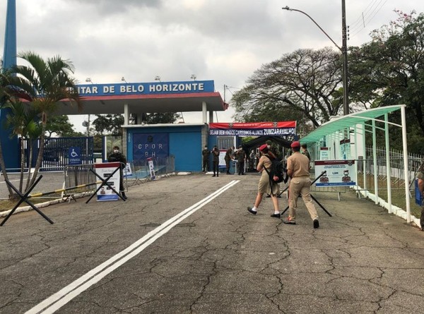 Fachada do Colégio Militar de BH