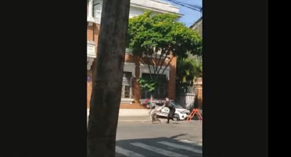 Trans agredida