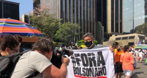 Frota participa de ato contra Bolsonaro na avenida Paulista