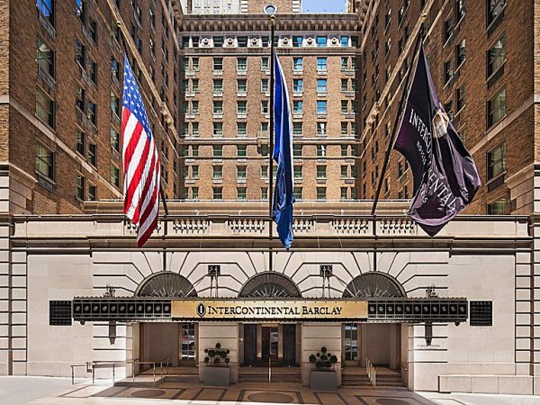 Bolsonaro está hospedado no Intercontinental New York Barclay