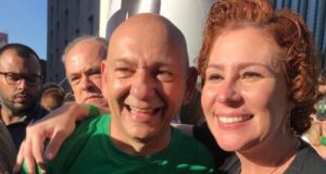 Empresário bolsonarista mentiu que Zambelli "caiu em fake news"