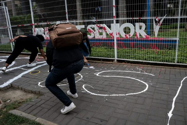 Protesto na sede da Prevent Senior