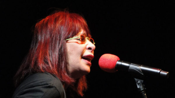 Veja a Rita Lee