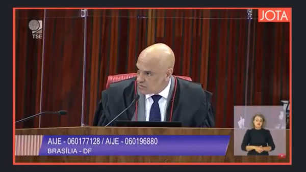 Alexandre de Moraes em julgamento da cassação da chapa Bolsonaro-Mourão