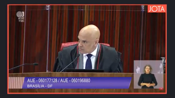 Alexandre de Moraes em julgamento da cassação da chapa Bolsonaro-Mourão