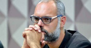 Ex-estagiária de Lewandowski aceitou "ser informante" do blogueiro bolsonarista Allan dos Santos. Foto: Reprodução