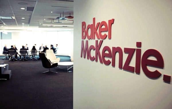 O Baker McKenzie leva empresas para paraísos fiscais