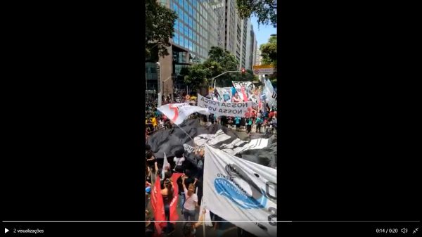 Protesto contra Bolsonaro na Cinelância, Rio