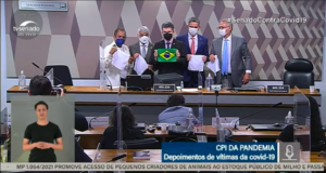 Lenços na CPI