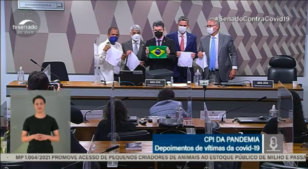 Lenços na CPI