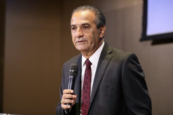 Veja o Silas Malafaia