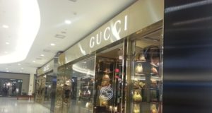 Gucci foi uma das lojas alvo do golpe de cantor gospel