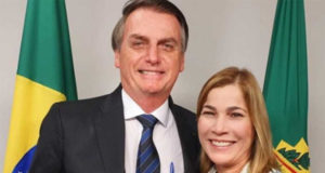 Veja Bolsonaro e a Capitã Cloroquina