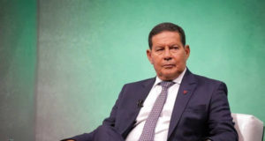 Veja Mourão