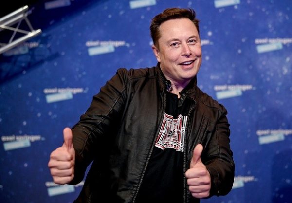 Elon Musk é dono de fortuna equivalente à dos brasileiros em offshores