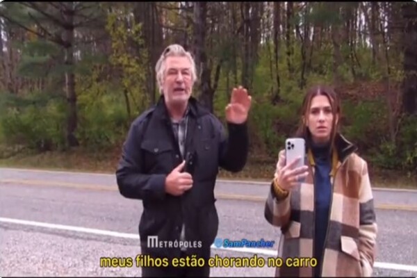 Alec Baldwin fala com paparazzis
