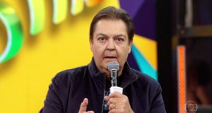 Faustão na Globo, quando ainda era apresentador do programa aos domingos