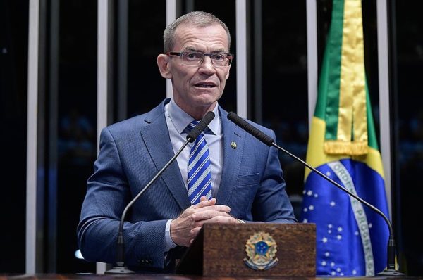 O senador Fabiano Contarato (REDE-ES). Foto: Waldemir Barreto/Agência Senado