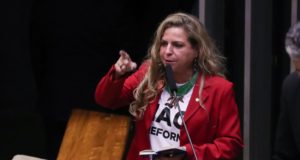deputada solidariedade Dilma e Lula