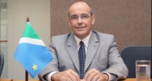 Mauro Ribeiro, o presidente bolsonarista do CFM