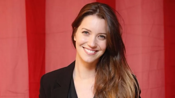 Nathalia Dill