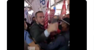 Deputado Federal Vinícius Poit (Novo-SP) ficou histérico com manifestação no aeroporto de Brasília. Imagem: Reprodução