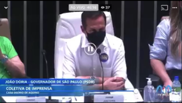 Doria pergunta, no interior paraibano, "quem já foi a Dubai?"