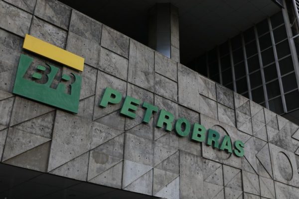 Veja prédio da Petrobras