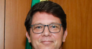 Veja Mario Frias