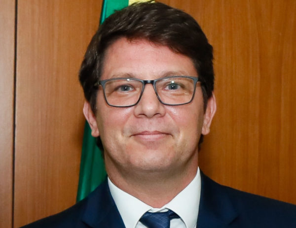 Veja Mario Frias