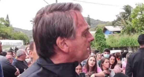 Bolsonaro vila belmiro