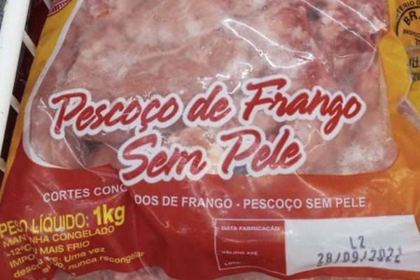 Pescoço de frango sem pele