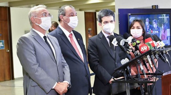 CPI da Pandemia terá Ivan Lins