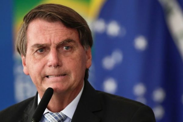 TSE ameaca Bolsonaro