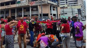 O motorista atropelou a manifestante e a arrastou por metros antes de fugir sem prestar socorro