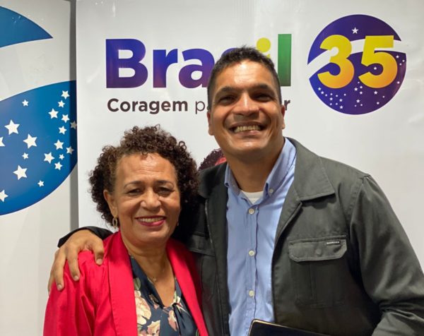 Daciolo ao lado de Suêd Haidar, presidente do Partido