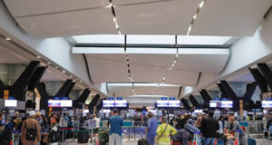 Veja o aeroporto