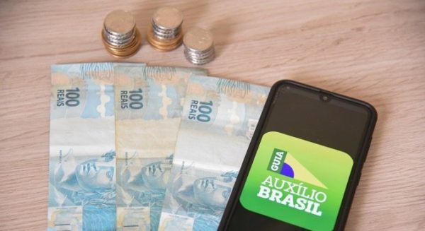 Auxílio Brasil