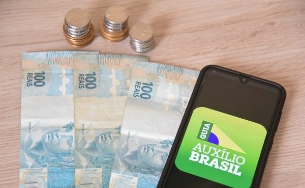 Auxílio Brasil