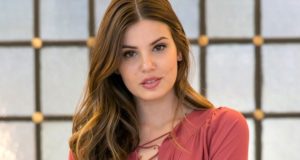 Camila Queiroz