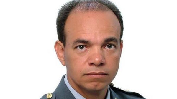 O coronel da reserva