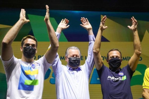 Eduardo Leite, Arthur Virgílio e João Doria nas prévias do PSDB