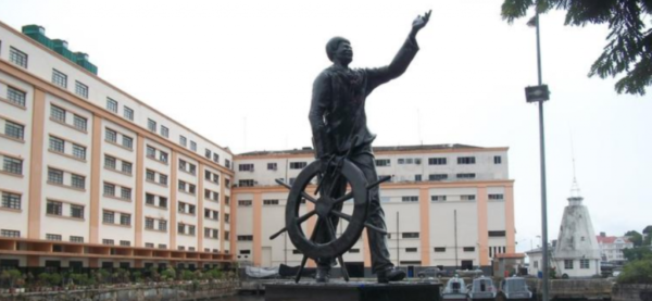 Estátua de João Cândido, o Almirante Negro