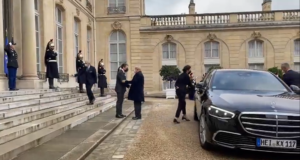 Emmanuel Macron recebe Lula na França