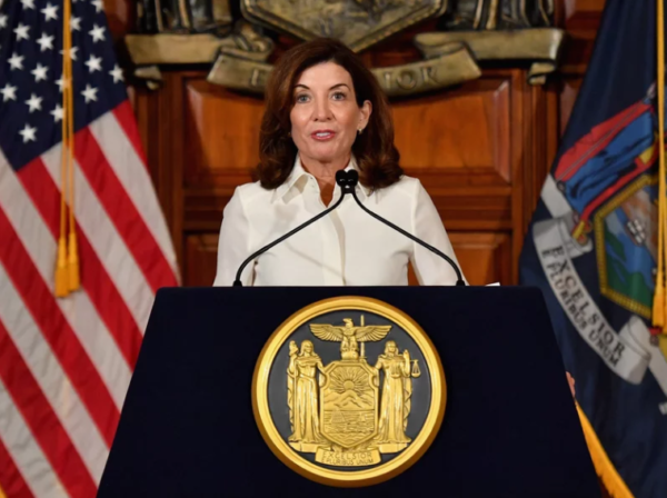 Kathy Hochul, a governadora de Nova York